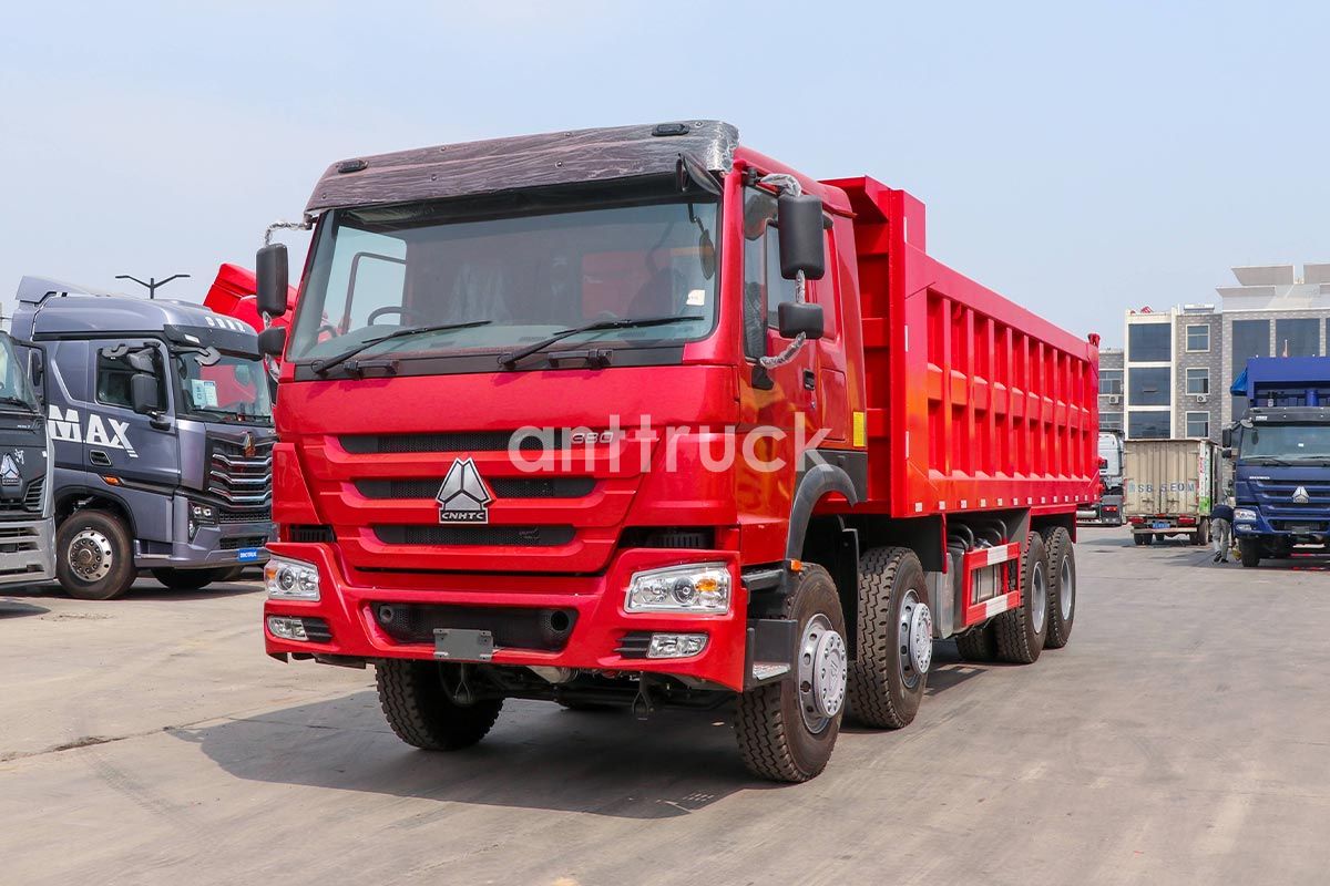The Sinotruk HOWO-7 8X4 D