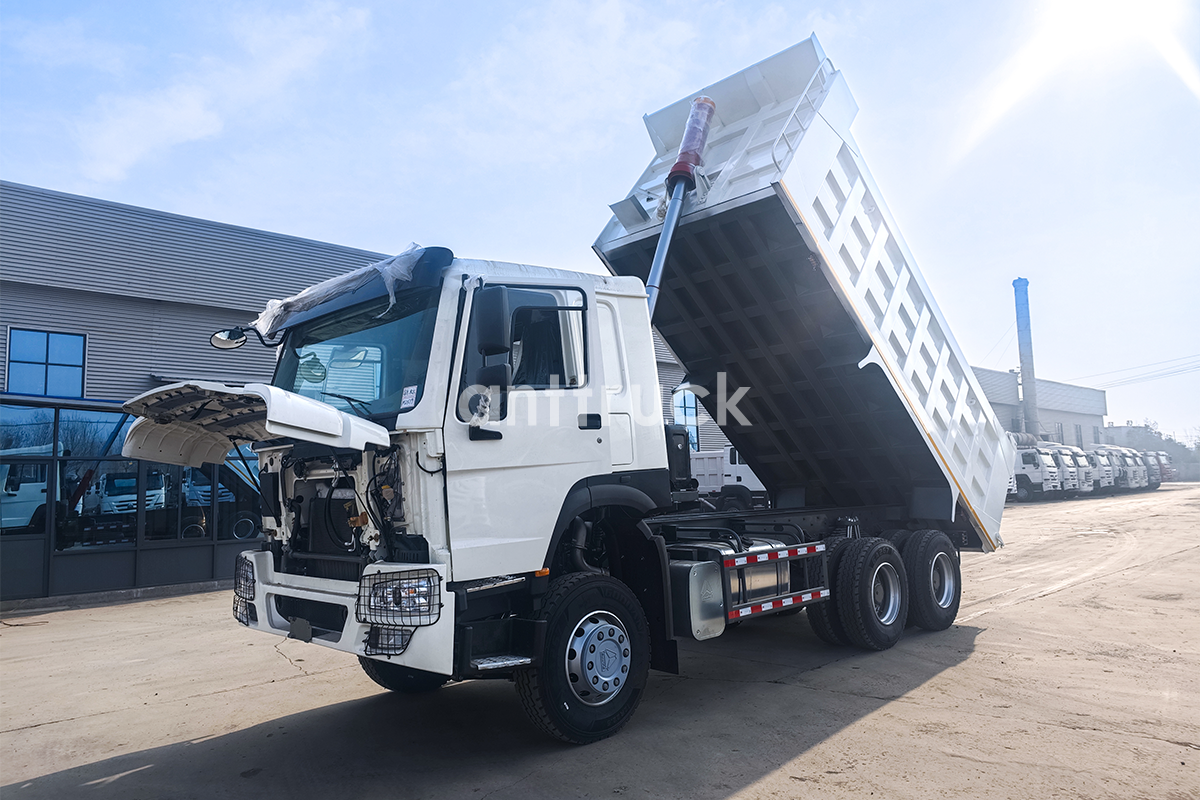 The HOWO-7 6X4 Dump Truck