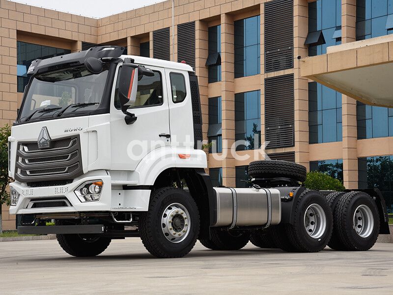 HOWO NX 6X4 Tractor Truck 
