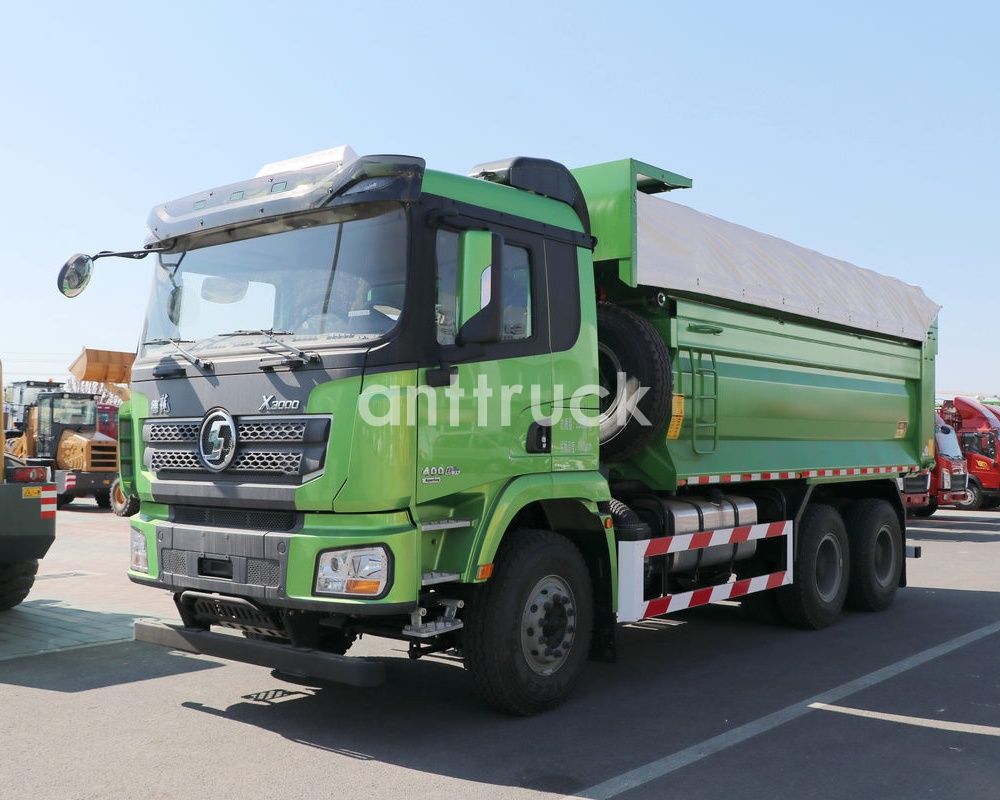 The Shacman X3000 6X4 Dum