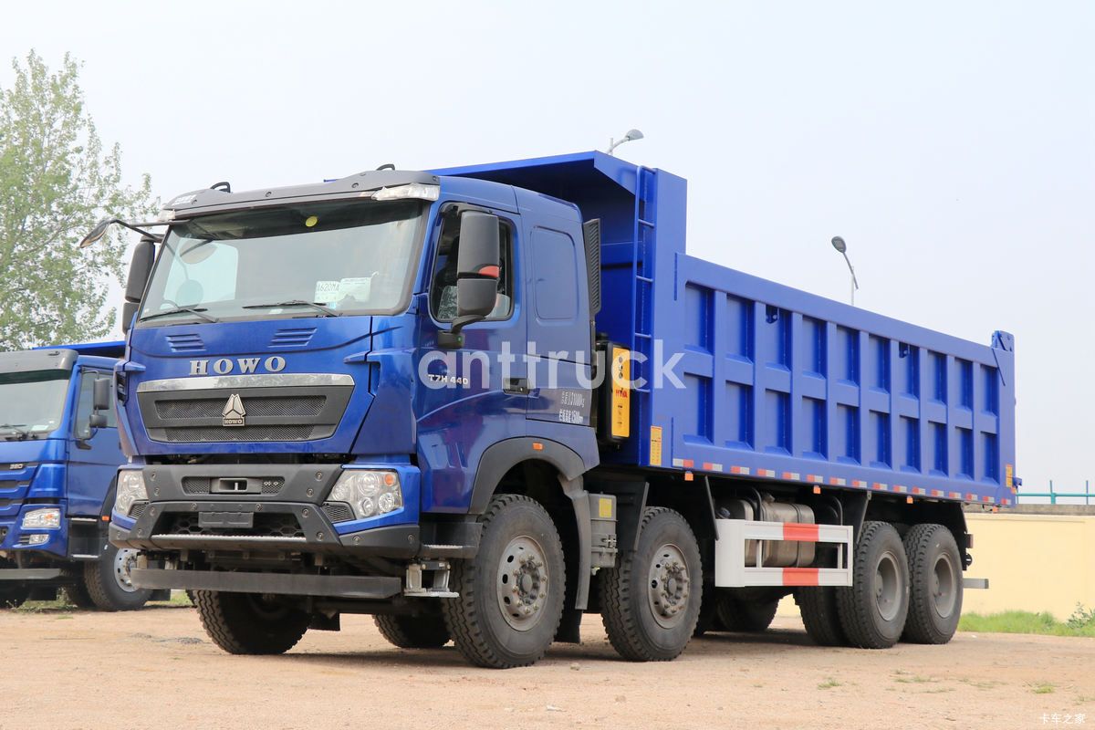HOWO T7H  8X4 Dump Truck 