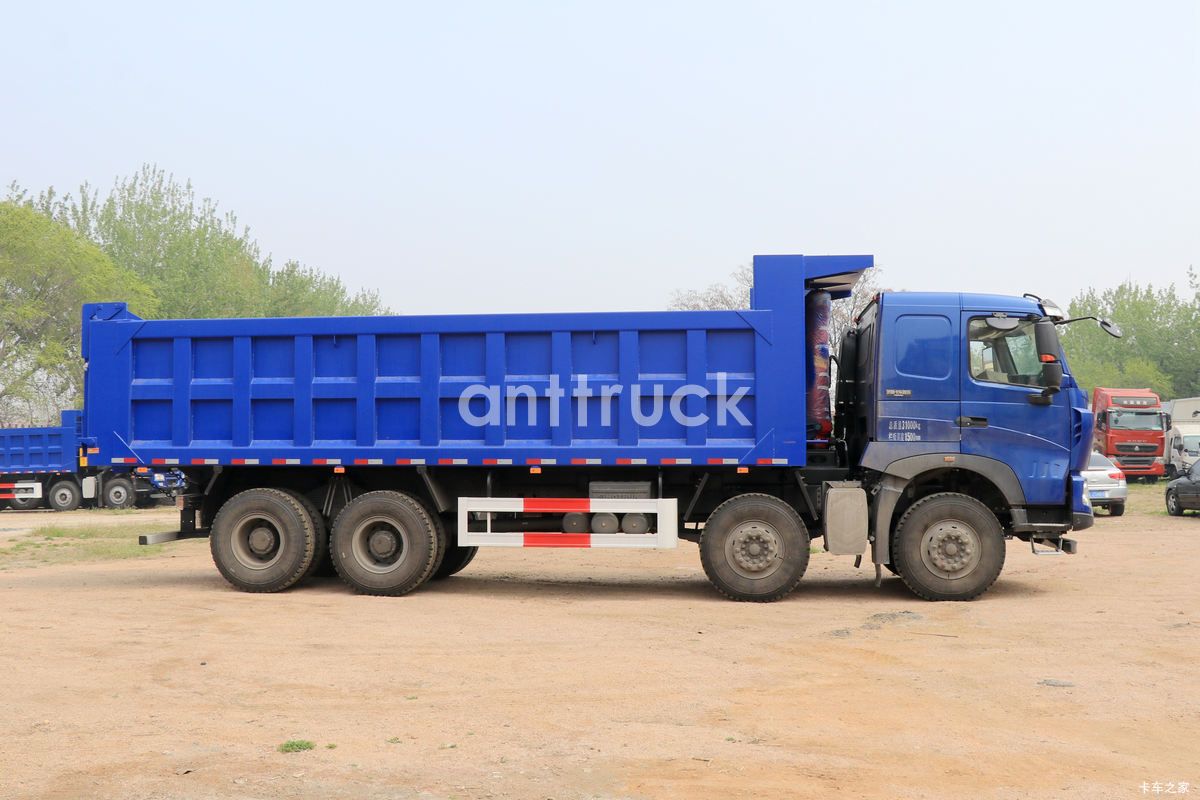 HOWO T7H  8X4 Dump Truck 